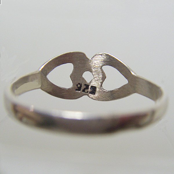 (r1254)Silver ring motif double heart.